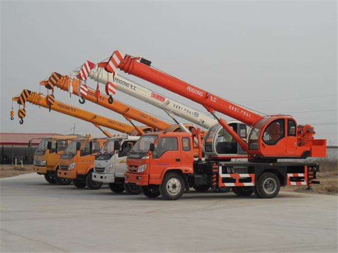 三原县设备出现故障导致停工，怎么处理？是否有备用设备替换？