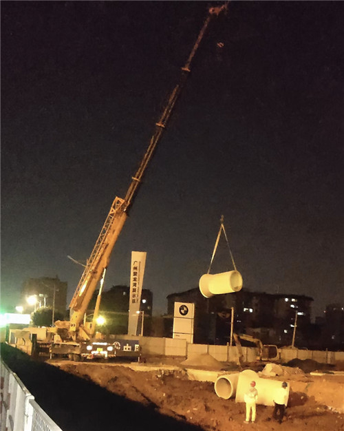 三原县“弯臂矫正”—— 吊车的 “形变补偿” 技术